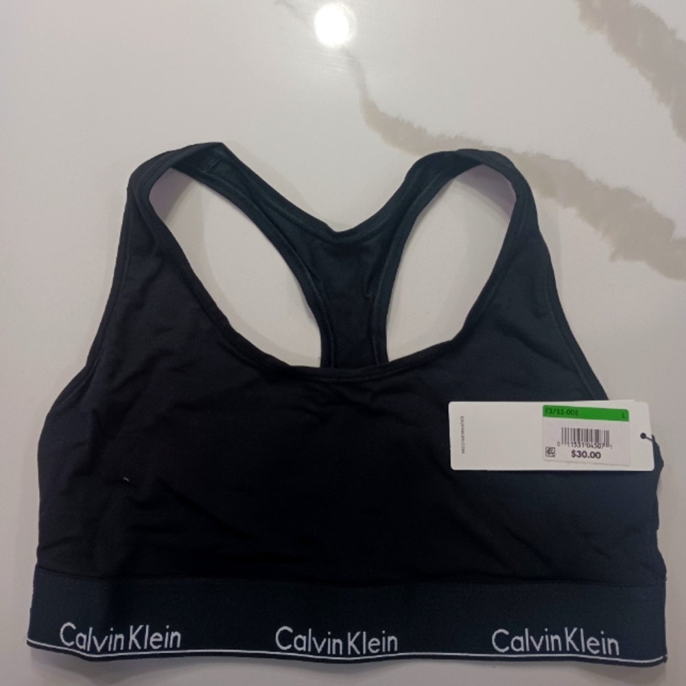Sports bra